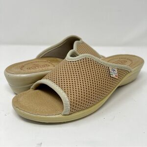 Fly Flot Women's Beige Mesh Slippers